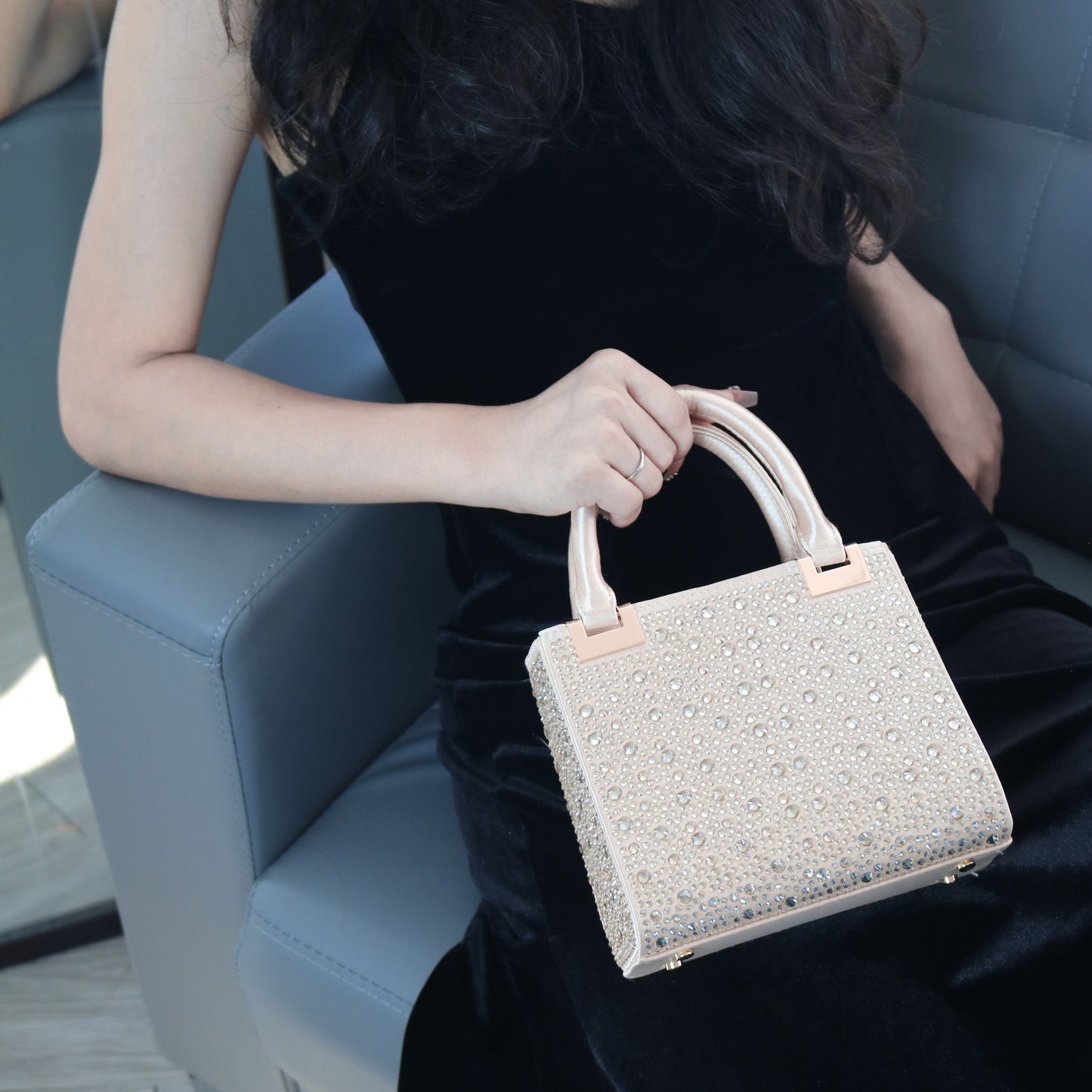 [Trending] Elegant Rhinestone Square Evening Clutch - Perfect for Weddings, Proms & Formal Events - Magenta with Polyester Lining