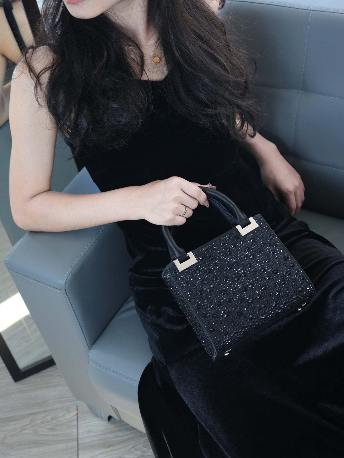 [Trending] Elegant Rhinestone Square Evening Clutch - Perfect for Weddings, Proms & Formal Events - Magenta with Polyester Lining