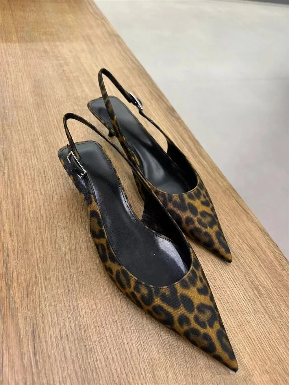 FEDONAS Ins Women Kitten Heels Slingbacks Sandals Leopard Genuine Leather Pointed Toe Party Wedding Shoes Woman Quality Pumps