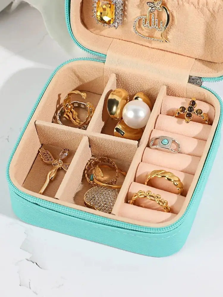Portable Mini Jewelry Storage Box Travel Organizer Jewelry Case Leather Storage Earrings Necklace Ring Jewelry Organizer Display