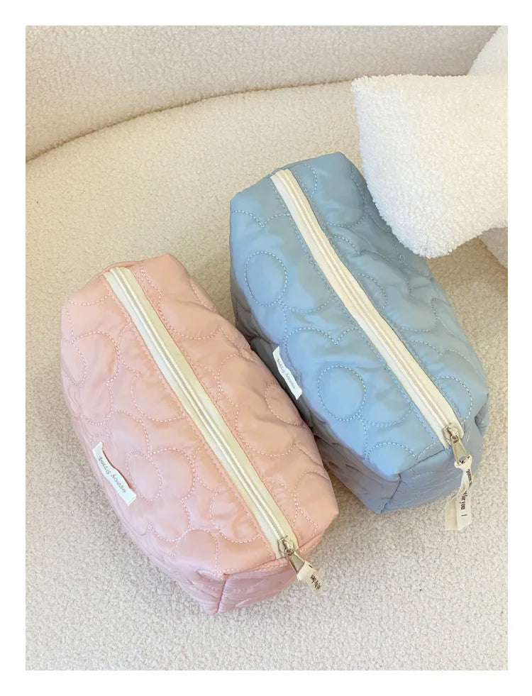 Large Capacity Women's Cosmetic Bags Cases Casual Ladies Small Storage Bag with Zipper Female Travel Clutch Bag Small Handbags