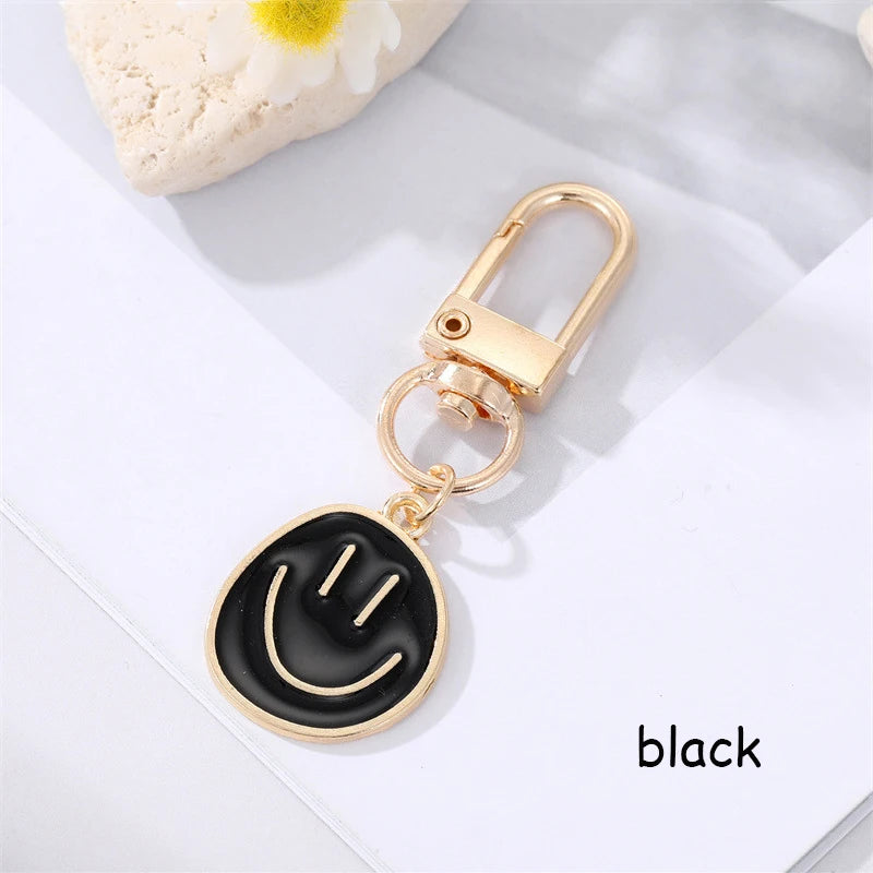 Lovely Smile Face Keychain Cute White Purple Yellow Pink Blue Black Enamel Metal Key Ring Bag Accessories For Women Ladies