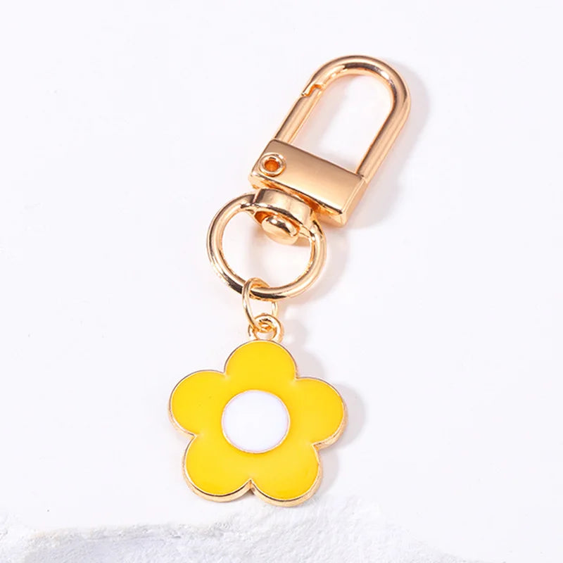 Lovely Smile Face Keychain Cute White Purple Yellow Pink Blue Black Enamel Metal Key Ring Bag Accessories For Women Ladies