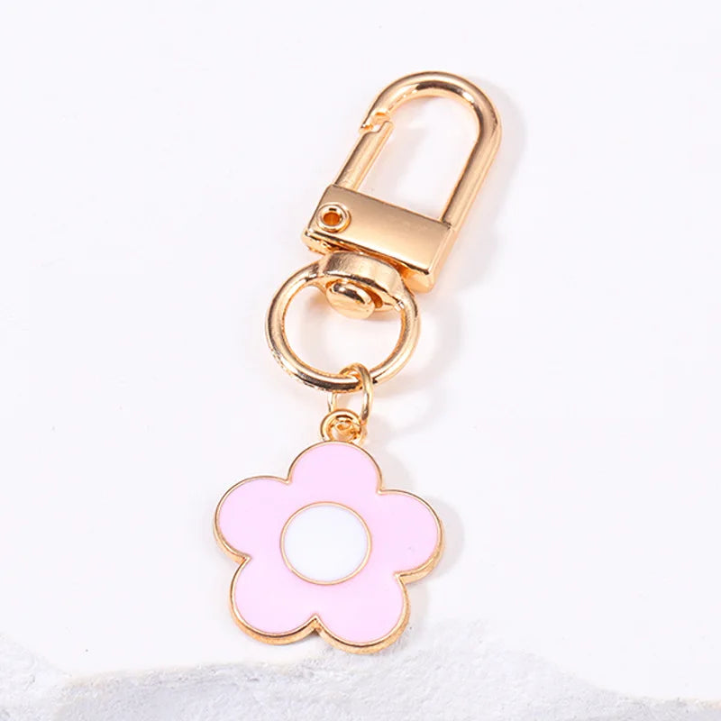 Lovely Smile Face Keychain Cute White Purple Yellow Pink Blue Black Enamel Metal Key Ring Bag Accessories For Women Ladies