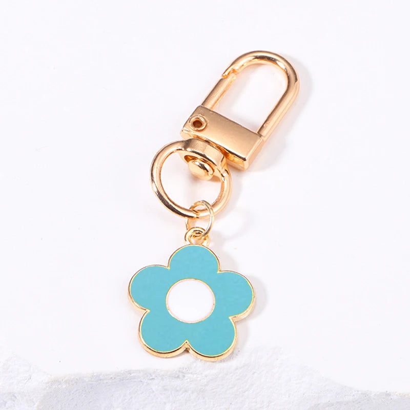 Lovely Smile Face Keychain Cute White Purple Yellow Pink Blue Black Enamel Metal Key Ring Bag Accessories For Women Ladies