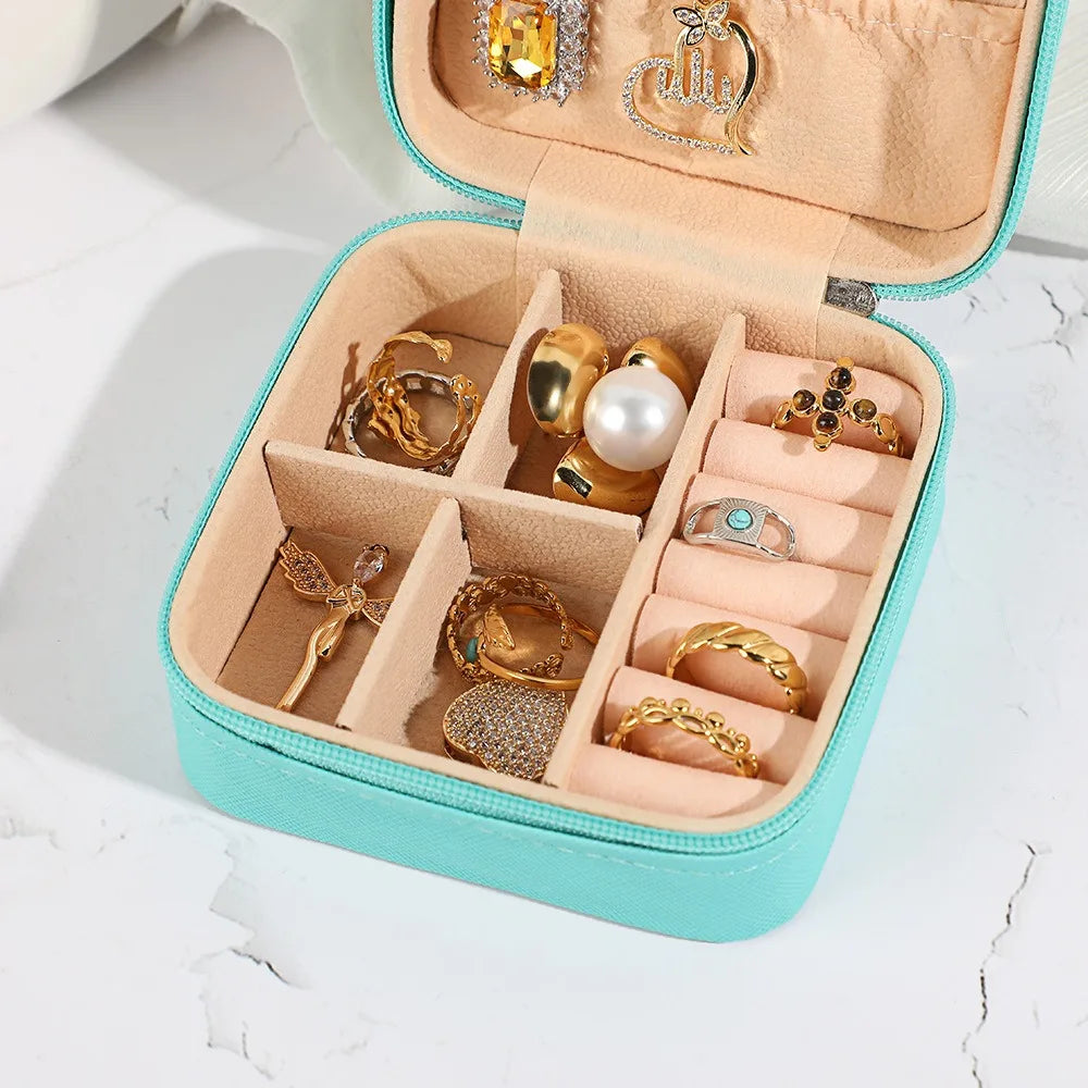 Portable Mini Jewelry Storage Box Travel Organizer Jewelry Case Leather Storage Earrings Necklace Ring Jewelry Organizer Display